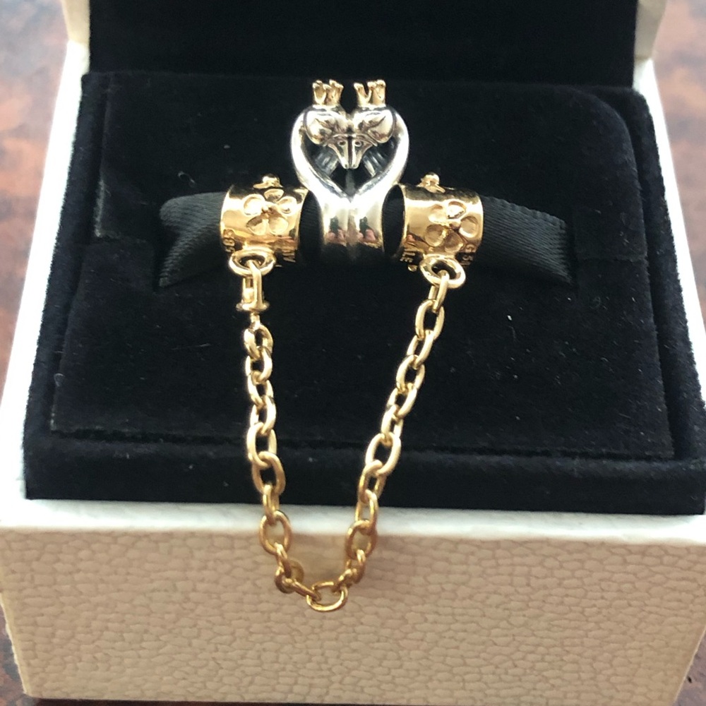 PANDORA 14k Gold Flower Safety Chain and Swan Charm.